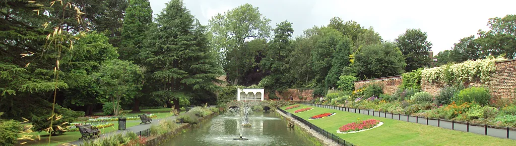 Roundhay locksmith service available when you need us!! roundhay-locksmiths-canal-gardens